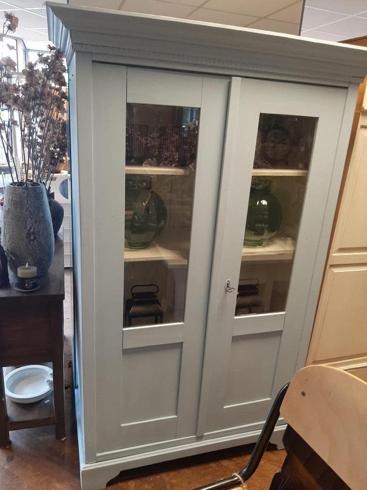 Vitrinekast Ocean Blue / licht blauw, Huis en Inrichting, Kasten | Vitrinekasten, Zo goed als nieuw, 150 tot 200 cm, 100 tot 150 cm