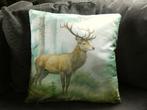 sierkussen edelhert, Huis en Inrichting, Woonaccessoires | Kussens, Ophalen of Verzenden, Nieuw, Overige kleuren, Vierkant