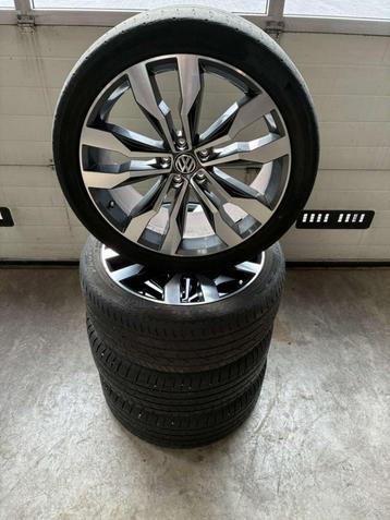 VW Tiguan 20 inch Velgen+banden beschikbaar voor biedingen