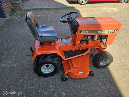 Zitmaaier i ngersoll 2014  2cilinder hydo, Tuin en Terras, Zitmaaiers