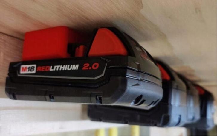 Accuhouder voor Milwaukee M18 accu’s – 3D print 3D08, Doe-het-zelf en Verbouw, Gereedschap | Machine-onderdelen en Toebehoren