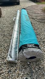 Duotone Warp 8.4 (2022) + Platinum 490 mast, 7 m² of meer, Minder dan 250 cm, Ophalen of Verzenden, Zo goed als nieuw