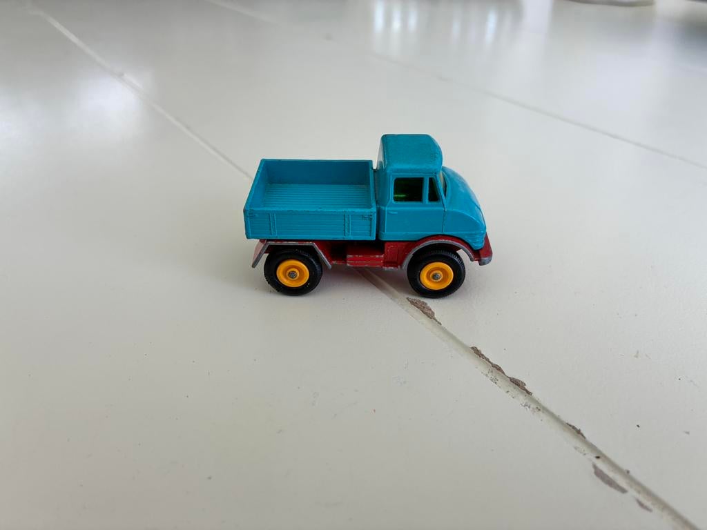 Matchbox Series Mercedes Unimog, Ophalen of Verzenden, Zo goed als nieuw, Bus of Vrachtwagen
