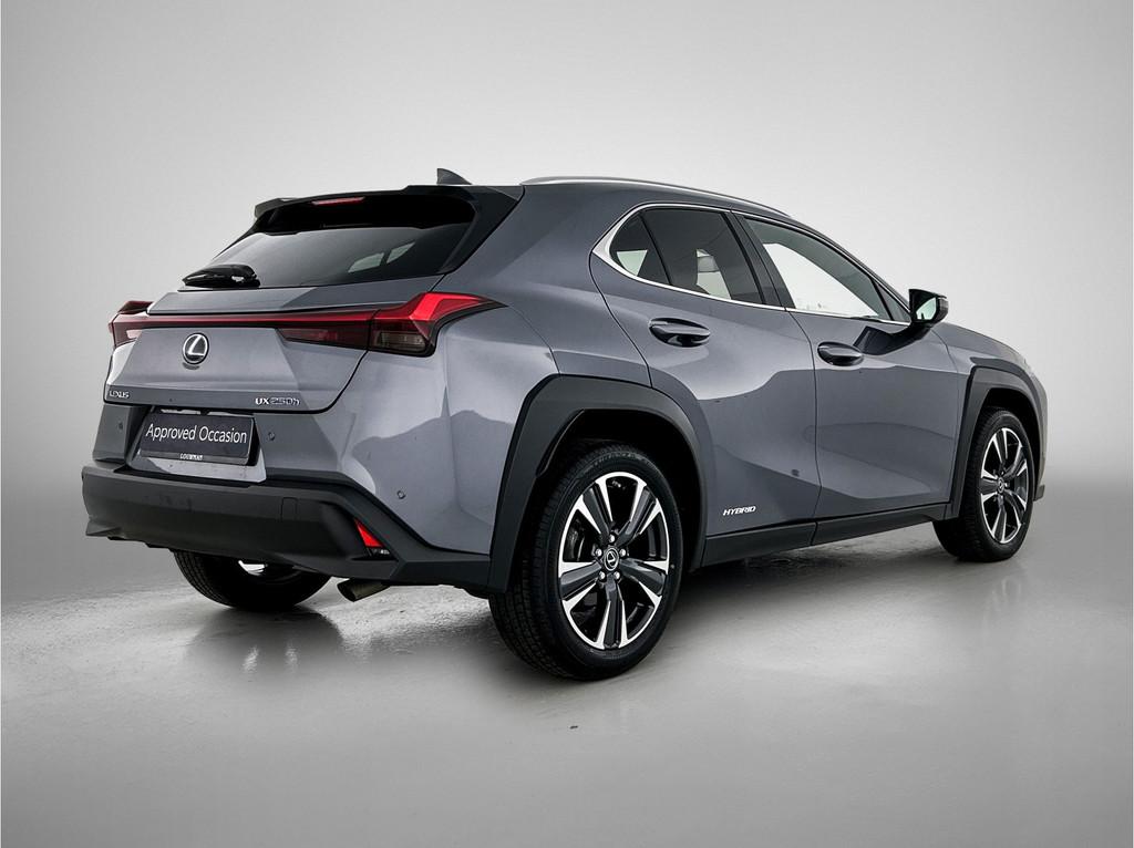 Lexus UX 250h Preference Line (bj 2022, automaat), Auto's, Lexus, 12 maanden, Gebruikt, 750 kg, 4 cilinders