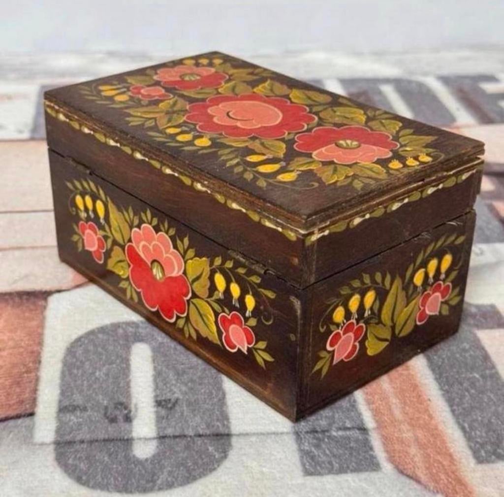 Antiek vintage sieradendoos hout gelakte doos Kashmir India, Antiek en Kunst, Ophalen of Verzenden