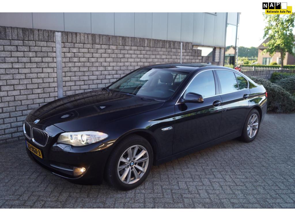 BMW 5-serie 520i High Executive Autom Leder Sportst Stoelver, Automaat, Euro 5, Achterwielaandrijving, Gebruikt