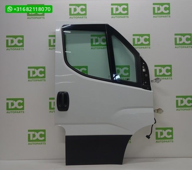 Iveco Daily VI ('14-'18) Voorportier rechts wit, Gebruikt, Deur, Iveco, Ophalen of Verzenden