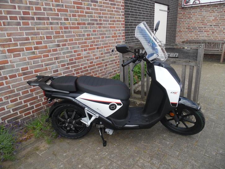 NIEUW SuperSoco CPX Elect scooter 45km ACTIE €399,- KORTING, Fietsen en Brommers, Scooters | Overige merken, Nieuw, Elektrisch