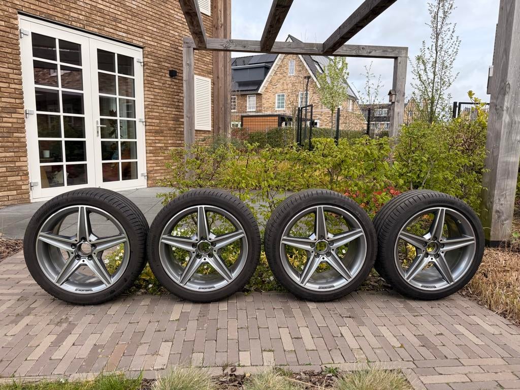 Originele Mercedes AMG velgen 18” met nieuwe zomerbanden, Auto-onderdelen, Banden en Velgen, Ophalen, 18 inch, 245 mm, Banden en Velgen