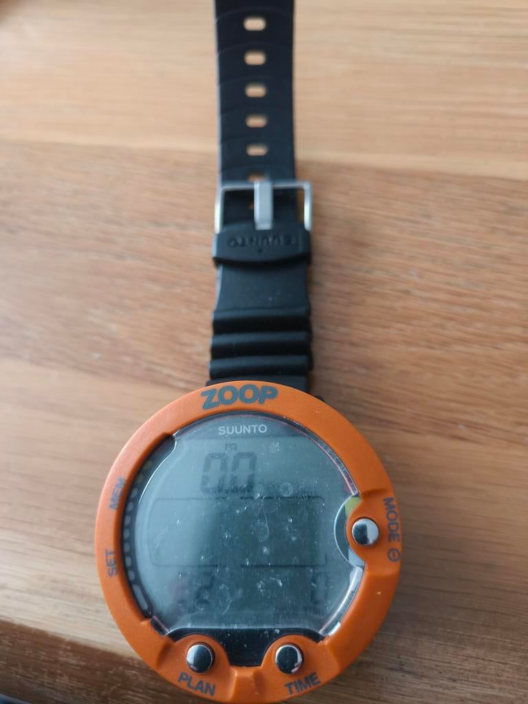 Suunto zoop duikcomputer, Ophalen, Duikcomputer