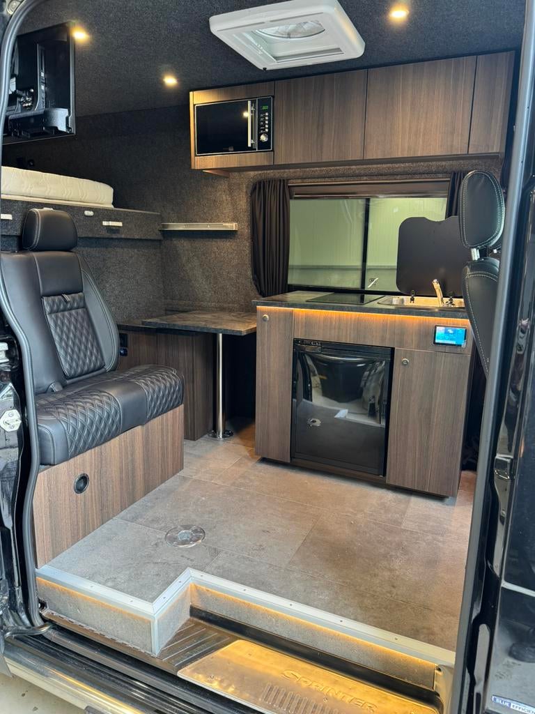 Mercedes Sprinter camper Motorsport motorcross circuitmotor, Caravans en Kamperen, Campers, Automaat, Buscamper of Camperbus, Tot en met 2