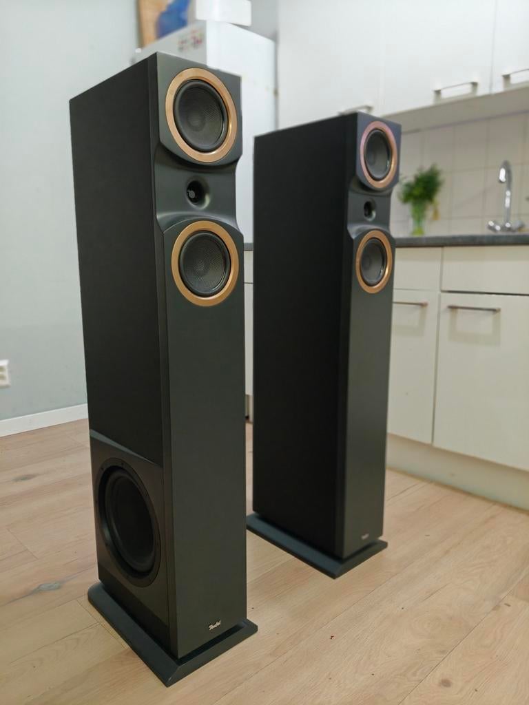 Teufel hybride luidspreker zuilen met ingebouwde sub, Audio, Tv en Foto, Luidsprekers, Overige merken, Ophalen of Verzenden, Zo goed als nieuw
