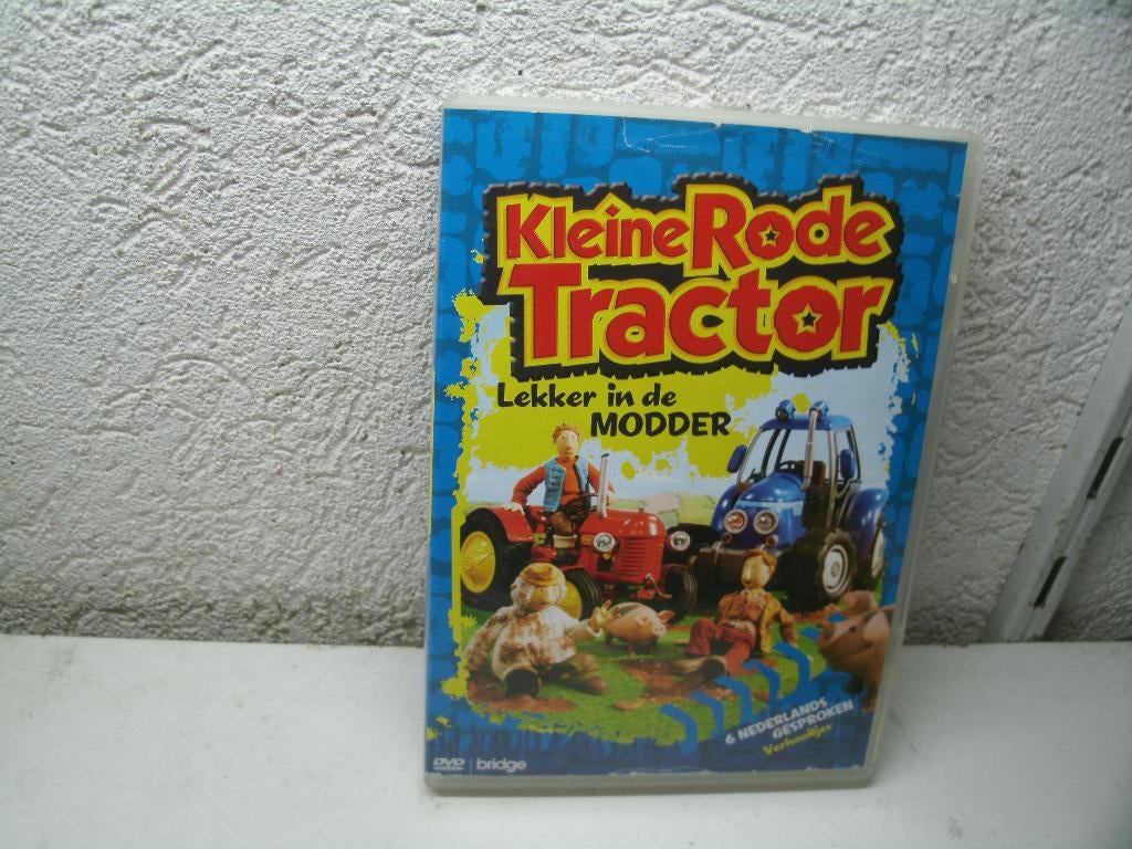 dvd 221k kleine rode tractor lekker in de modder, Alle leeftijden, Ophalen of Verzenden, Zo goed als nieuw