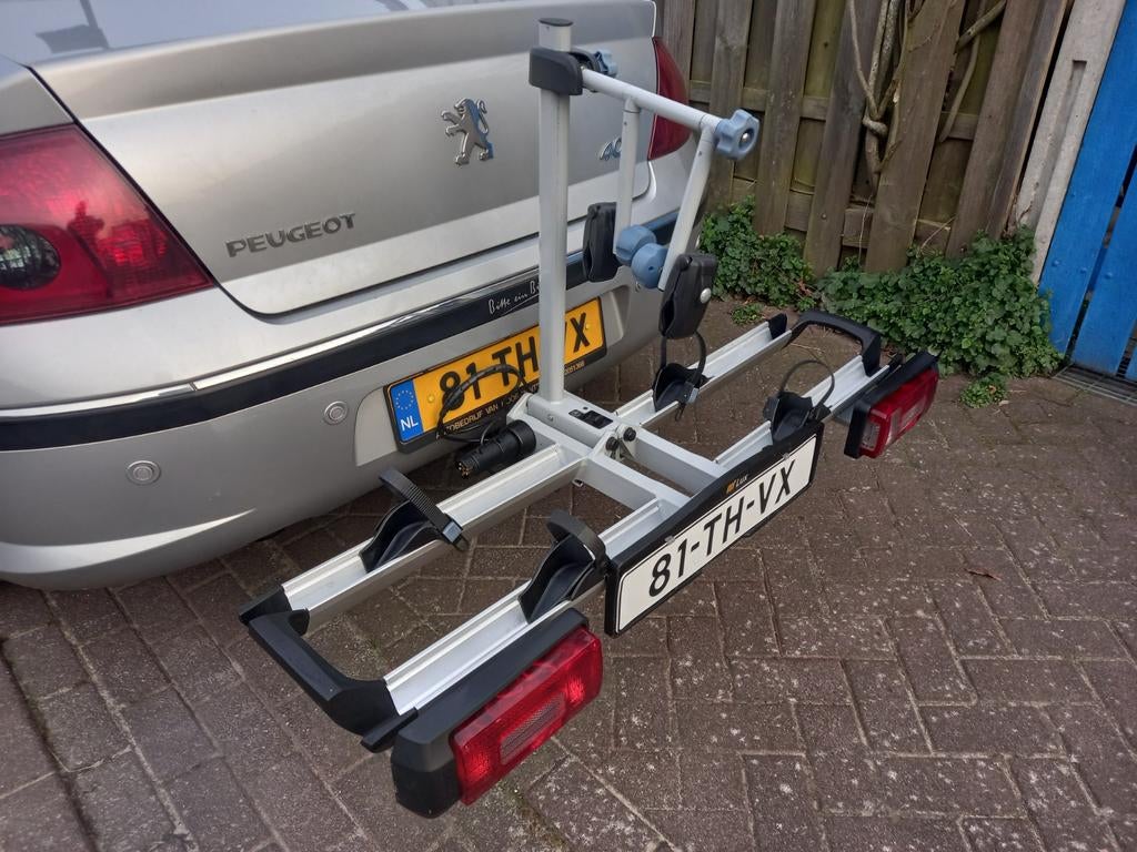 Fietsendrager - MovaNext Lux CF, Auto diversen, Fietsendragers, Ophalen, Zo goed als nieuw, 2 fietsen, Trekhaakdrager