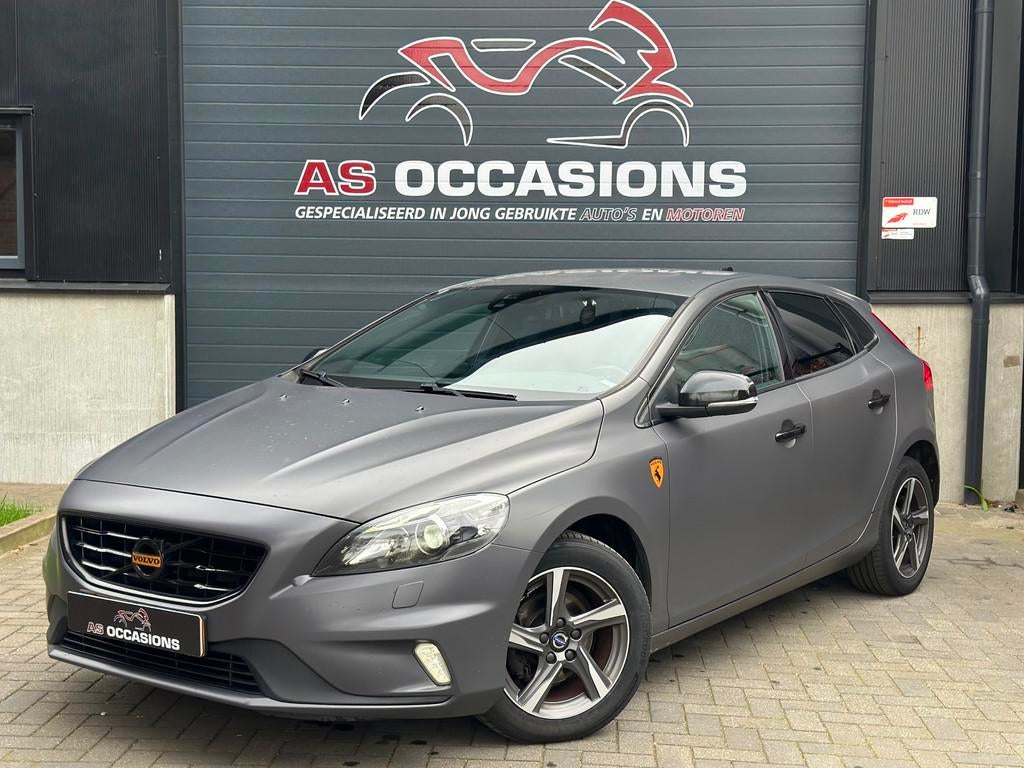 Volvo V40 2.0 D2 R-Design - Matt Grijs - Euro 6 - Airco, Auto's, Volvo, Voorwielaandrijving, Gebruikt, Euro 6, 4 cilinders