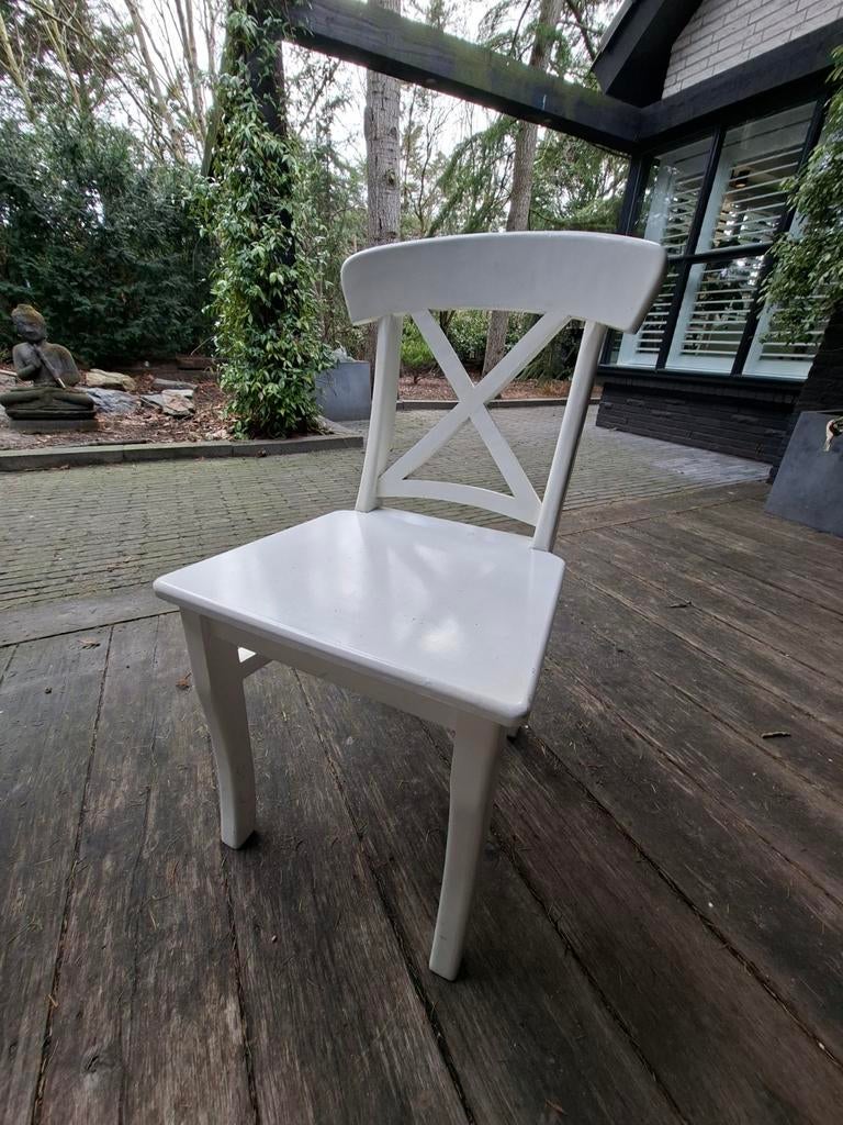 Witte houten stoel, Gebruikt, Wit, Ophalen of Verzenden, Landelijk