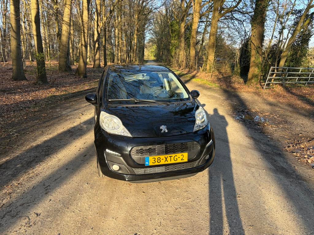 Peugeot 107 1.0 12V 5deurs nieuwe apk beurt carplay, Voorwielaandrijving, Euro 5, Stof, 4 stoelen