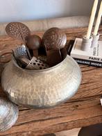Mooie grote decoratieve pot met antiek keukengerei, Ophalen of Verzenden, Zo goed als nieuw, Rond, Hout