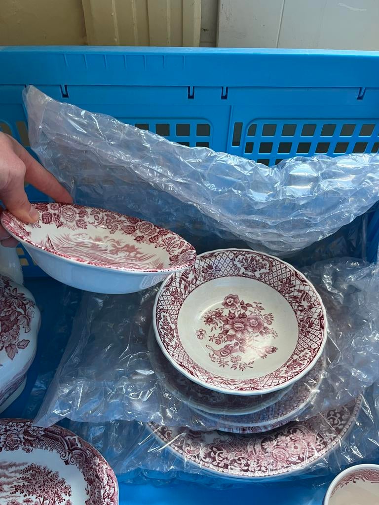 Ridgway Servies: Theepot, Kop, Borden - Staffordshire Engela, Antiek en Kunst, Ophalen