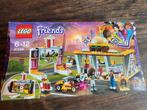 Lego Friends 41349 Drive-in bioscoop compleet met doos en bo, Ophalen of Verzenden, Zo goed als nieuw, Complete set, Lego