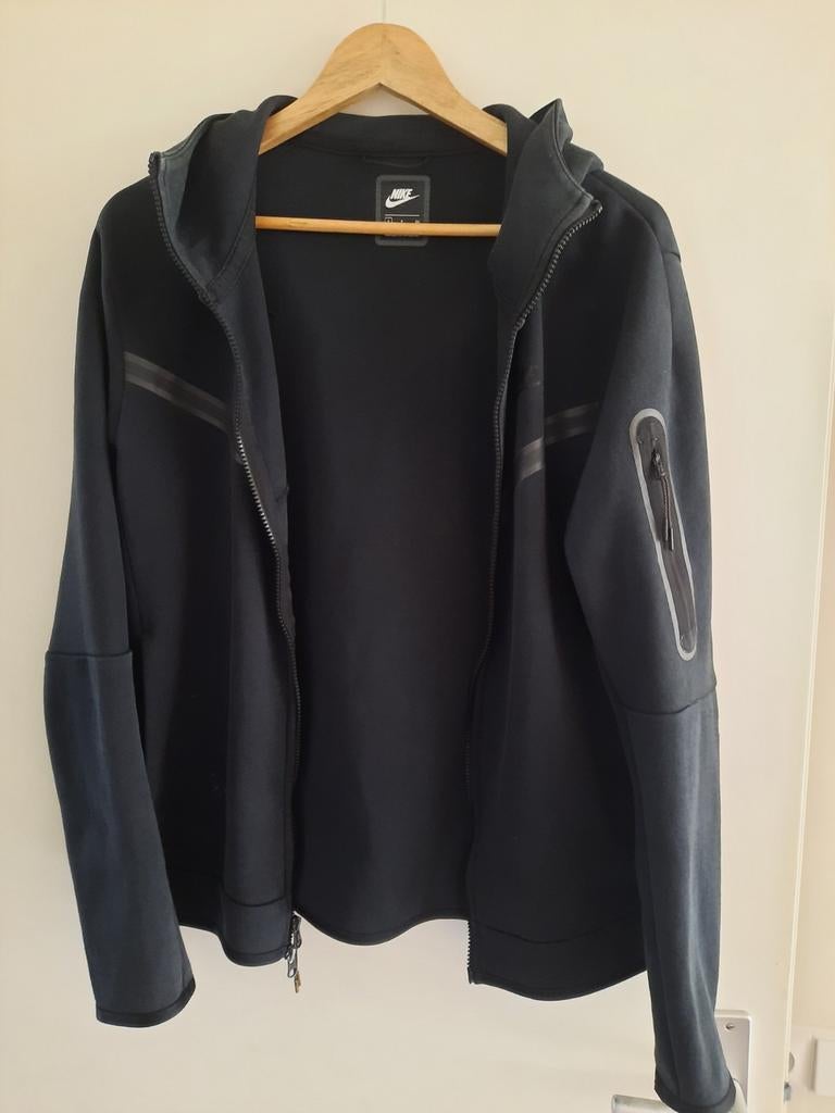 Nike Tech Fleece Hoodie Zwart - maat S, Kleding | Heren, Jassen | Zomer, Ophalen of Verzenden, Gedragen, Zwart, Nike