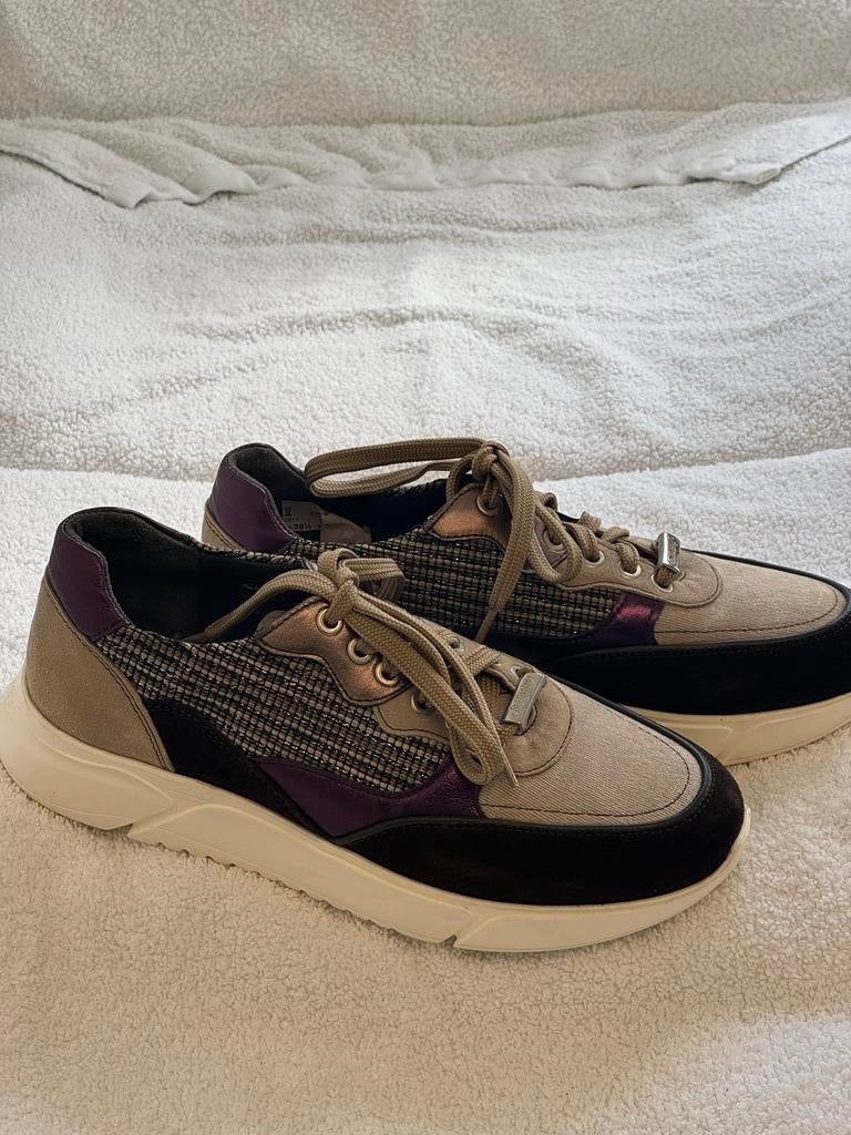 Footnotes sneakers nieuw nooit gedragen., Kleding | Dames, Overige kleuren, Nieuw, Ophalen of Verzenden, Sneakers of Gympen