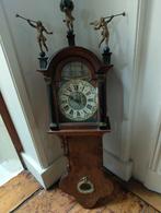 Friese staartklok 75 cm hoog, Antiek en Kunst, Antiek | Klokken, Ophalen of Verzenden