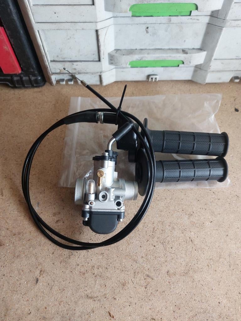 Tomos 19mm carburateur met snelgas inc kabel nieuw dellorto, Ophalen of Verzenden, Nieuw, Carburateur