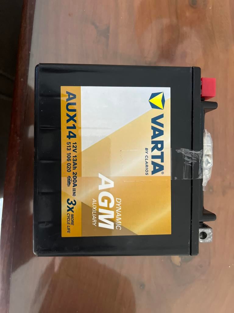 Varta Dynamic AGM AUX14 12V 13Ah 200A Accu, Auto-onderdelen, Accu's en Toebehoren, Ophalen of Verzenden, Nieuw, Universele onderdelen