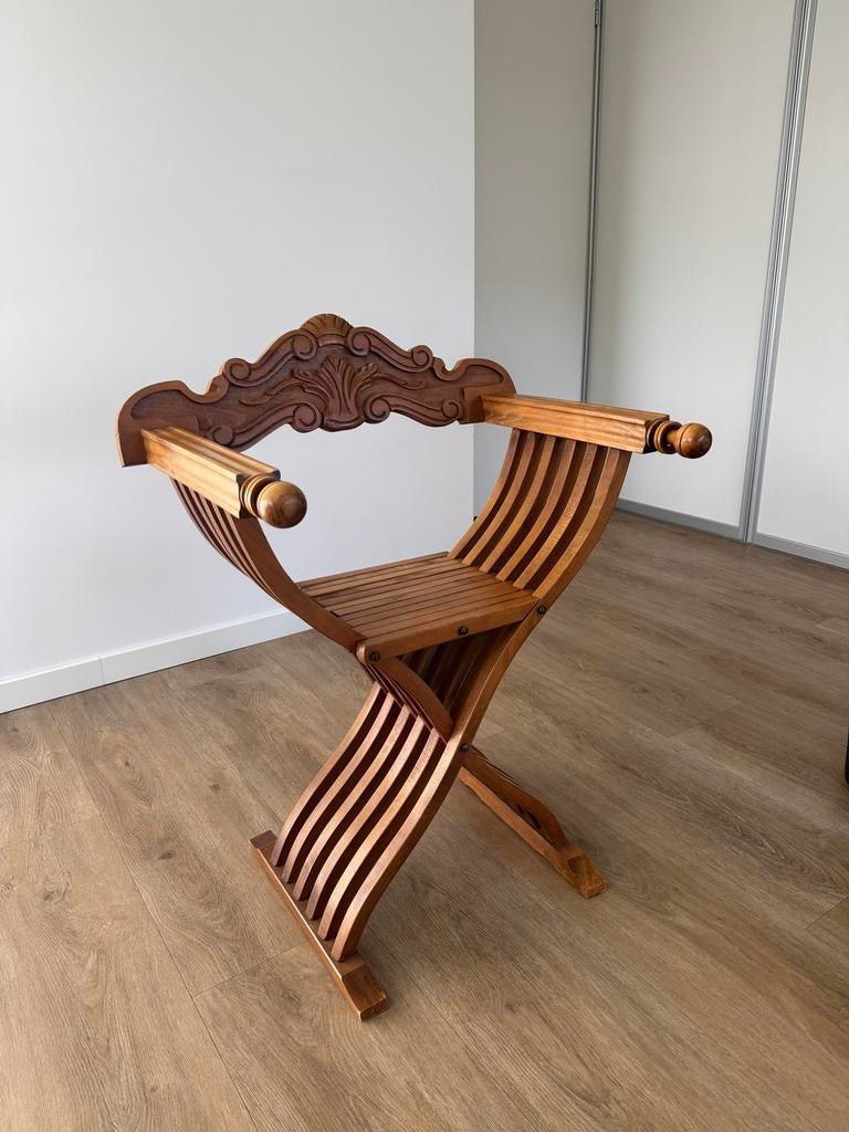 Antieke kerkstoel, Antiek en Kunst, Antiek | Meubels | Stoelen en Banken, Ophalen