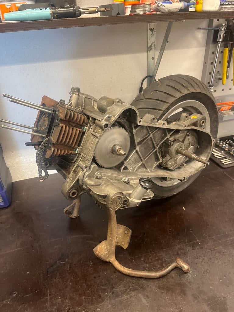 Vespa 4v blok, Ophalen of Verzenden, Gebruikt, Blok, Vespa