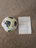 Gesigneerde bal, Maat M, Ophalen of Verzenden, Nieuw, Bal