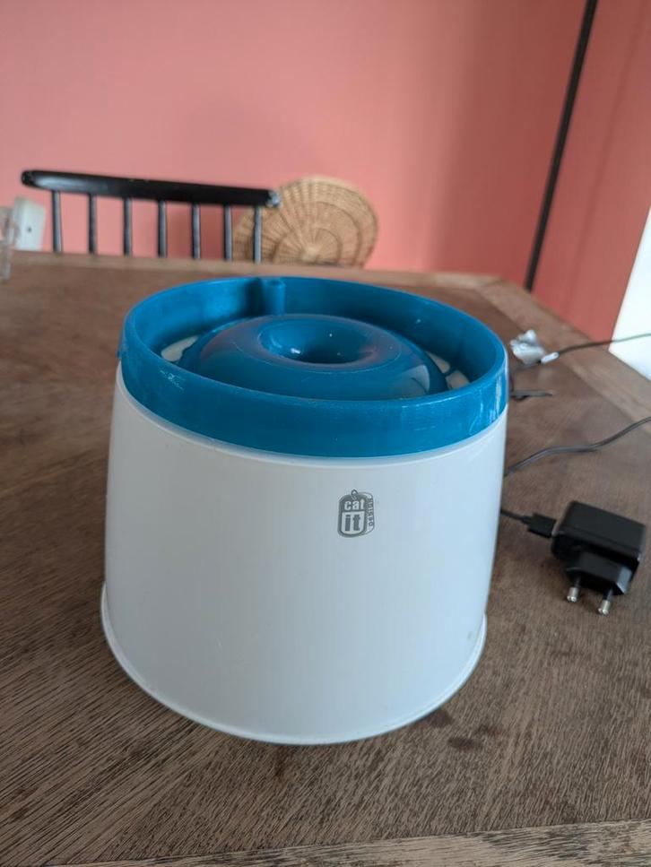 Katten drinkfontein / drinkbak Catit, Dieren en Toebehoren, Kattenvoerbakken en Drinkbakken, Ophalen of Verzenden