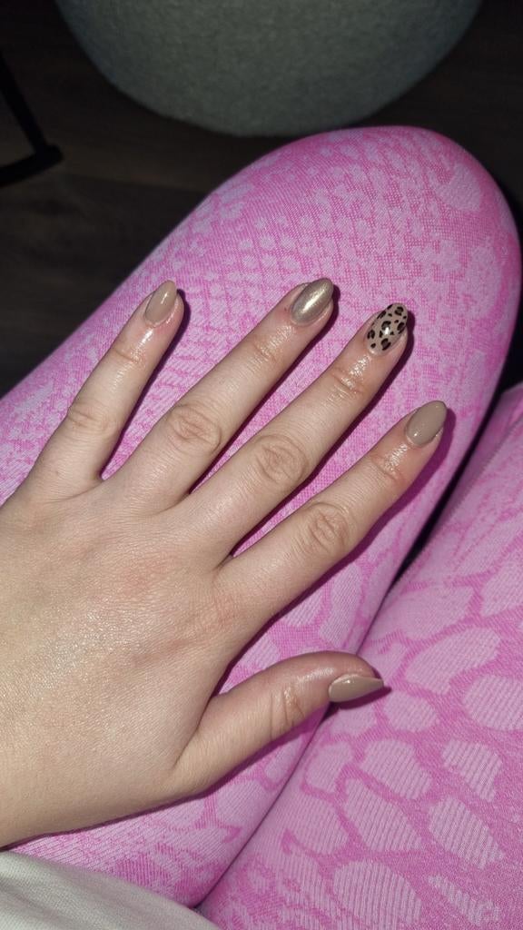 OPROEP MODELLEN VOOR BIAB NAGELS