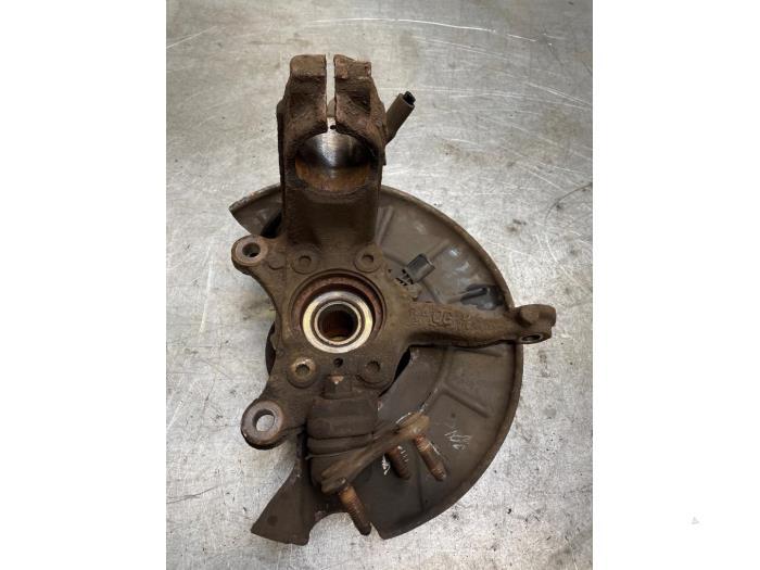 Fusee rechts-voor van een Volkswagen Golf, Auto-onderdelen, Gebruikt, -, Volkswagen, -