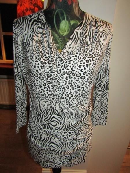 F234 SAO PAULO mt 40 top shirt wit zwart beige animal print, Maat 38/40 (M), Verzenden, Zwart, Zo goed als nieuw