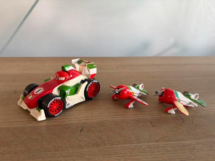 Vintage setje Disney Pixar race auto en vliegtuigen, Verzamelen, Disney, Zo goed als nieuw, Ophalen of Verzenden