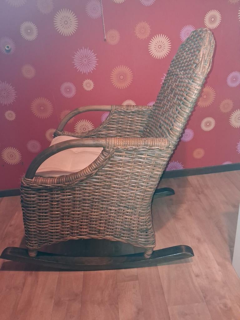 Rieten schommelstoel, Huis en Inrichting, Stoelen, Ophalen, Gebruikt, Bruin, Riet of Rotan