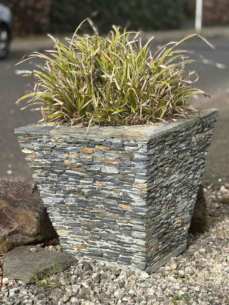 Handgemaakte natuurstenen bloempot, Steen, Vierkant, Nieuw, Ophalen of Verzenden