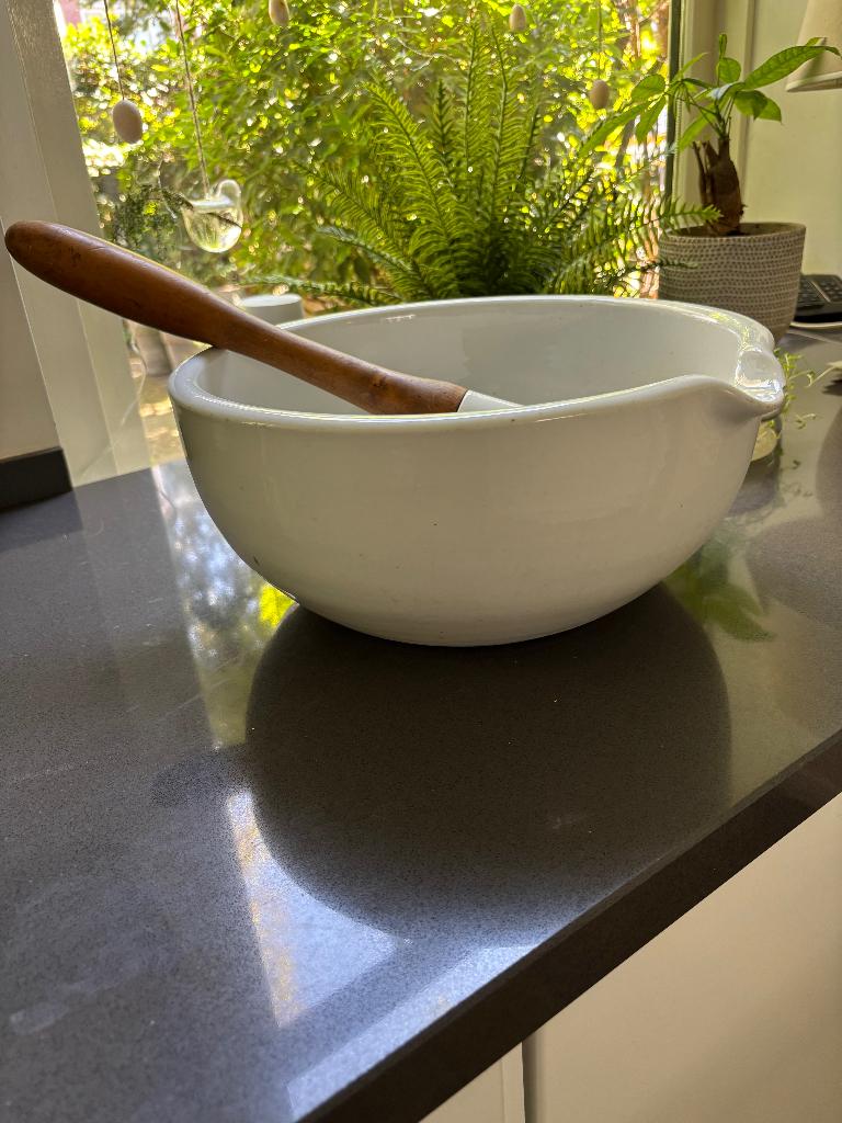 grote porselijnen apotheek vijzel, Antiek en Kunst, Antiek | Koper en Brons, Ophalen