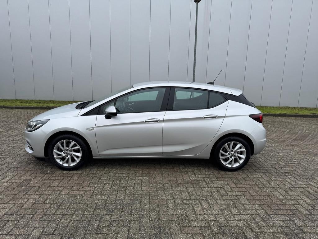 Opel Astra 1.2 Edition , Navigatiesysteem, Parkeersensoren, Voorwielaandrijving, Gebruikt, Euro 6, 1199 cc