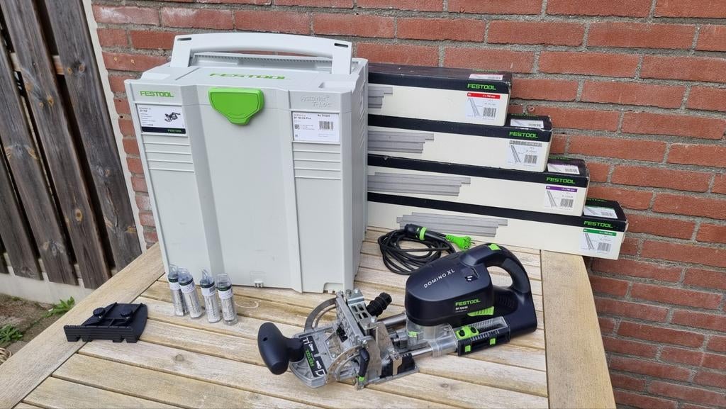 Festool Domino XL DF 700 EQ-Plus incl. extra's, Doe-het-zelf en Verbouw, Gereedschap | Freesmachines, Ophalen, Zo goed als nieuw