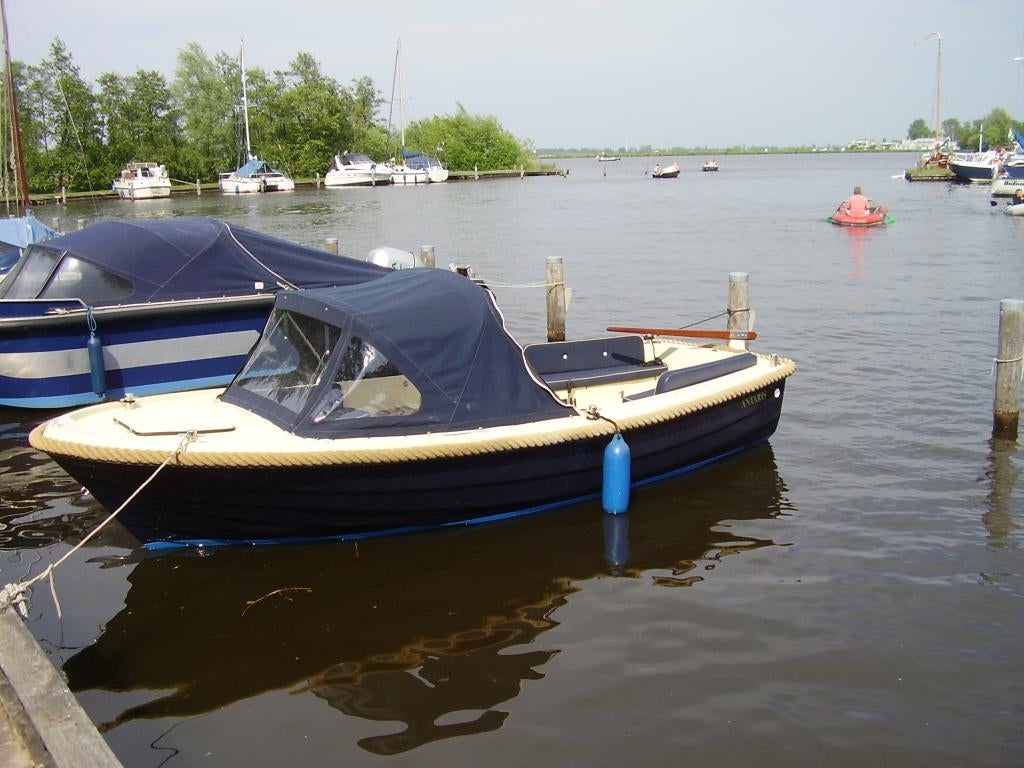 Sloep Antaris 501 helmstok, Watersport en Boten, Sloepen, Gebruikt, 10 tot 30 pk, 3 tot 6 meter, Binnenboordmotor, Diesel, Polyester