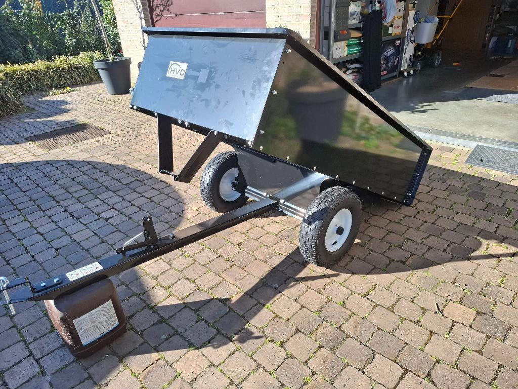 aanhangwagen tbv zitmaaier, Ophalen, Nieuw