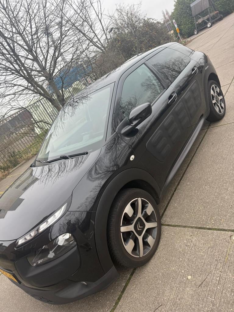 Citroën C4 Cactus 1.2 E-thp 110 2016 Zwart, Auto's, Citroën, Particulier, C4 Cactus, Benzine, B, Hatchback, Handgeschakeld, Origineel Nederlands