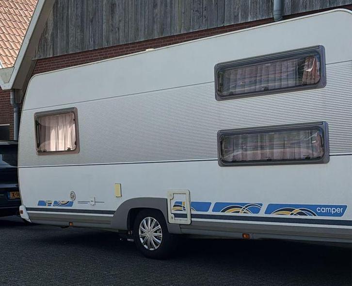 Dethleff 510 TK, bouwjaar 2001, Caravans en Kamperen, Caravans, Particulier, tot en met 6, Rondzit, Dethleffs, Vast bed, Ringverwarming