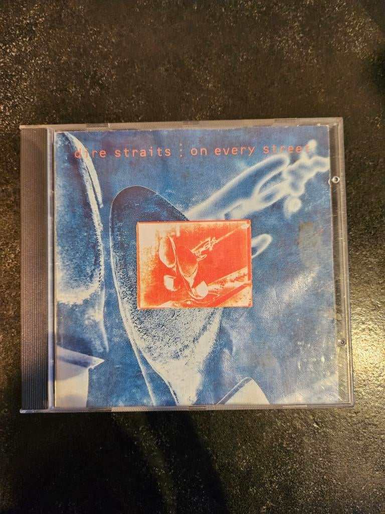 Dire Straits - On every street, Ophalen of Verzenden, Gebruikt