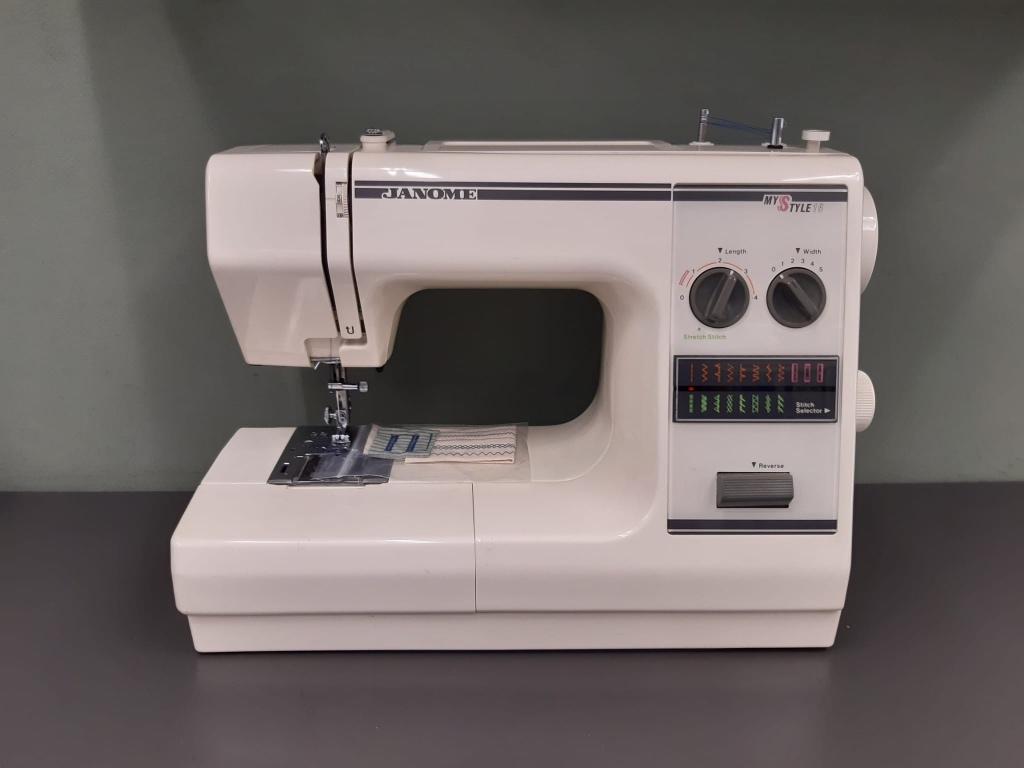 Janome my style 16, Hobby en Vrije tijd, Ophalen of Verzenden, Gebruikt, Naaimachine, Overige merken