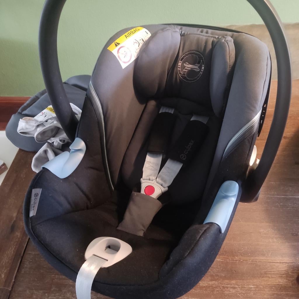Cybex autostoel maat 0 + Isofix base, Kinderen en Baby's, Autostoeltjes, Ophalen