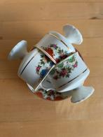 Een set van drie antieke porseleinen kop en schotels., Ophalen of Verzenden